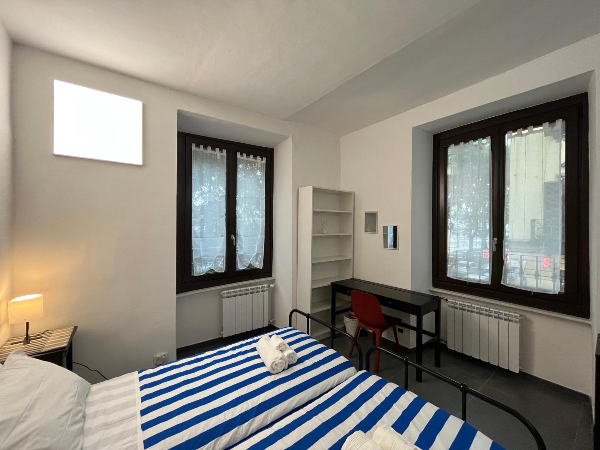 Porta Susa Rooms - Camere Porta Susa Торино Екстериор снимка