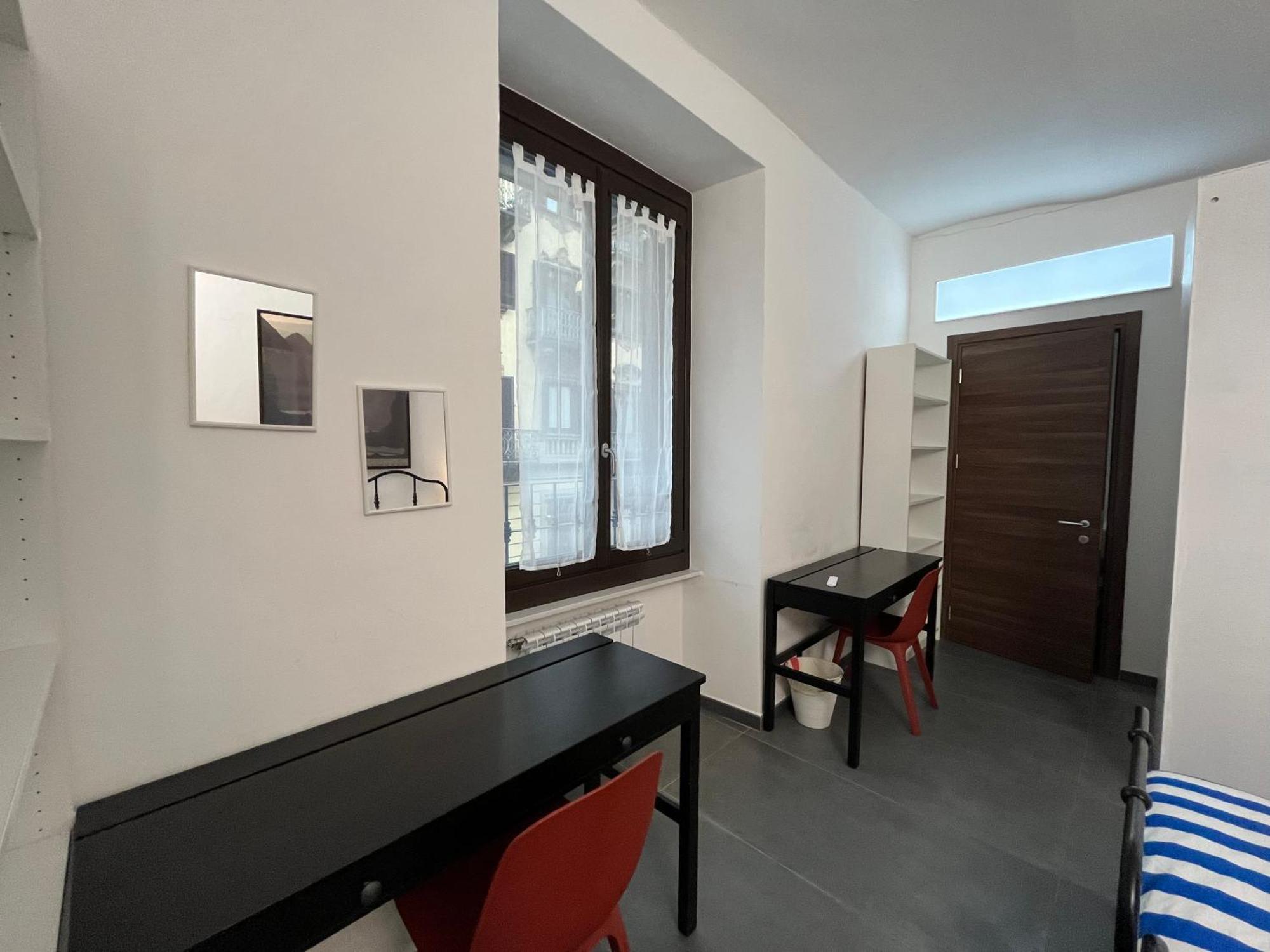 Porta Susa Rooms - Camere Porta Susa Торино Екстериор снимка